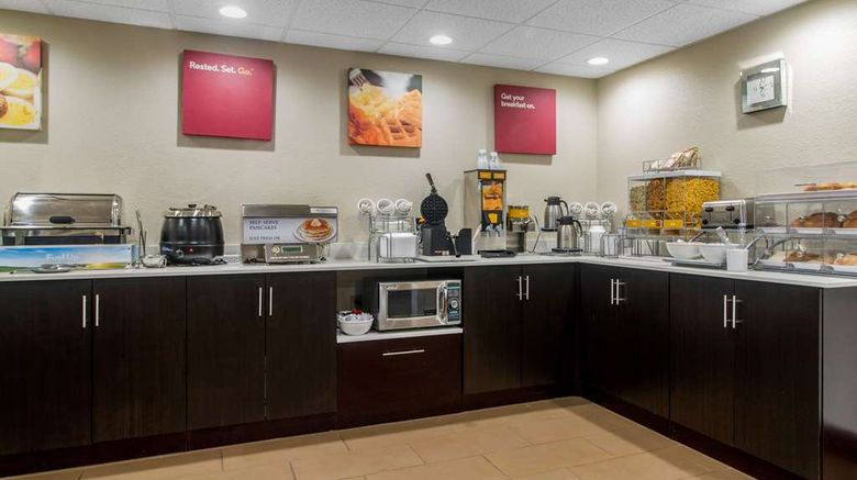 <b>Comfort Suites Danville Restaurant</b>. Images powered by <a href="https://iceportal.shijigroup.com/" title="IcePortal" target="_blank">IcePortal</a>.