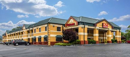 Econo Lodge Exterior