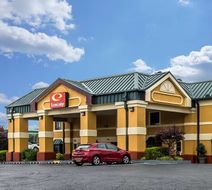 Econo Lodge Exterior