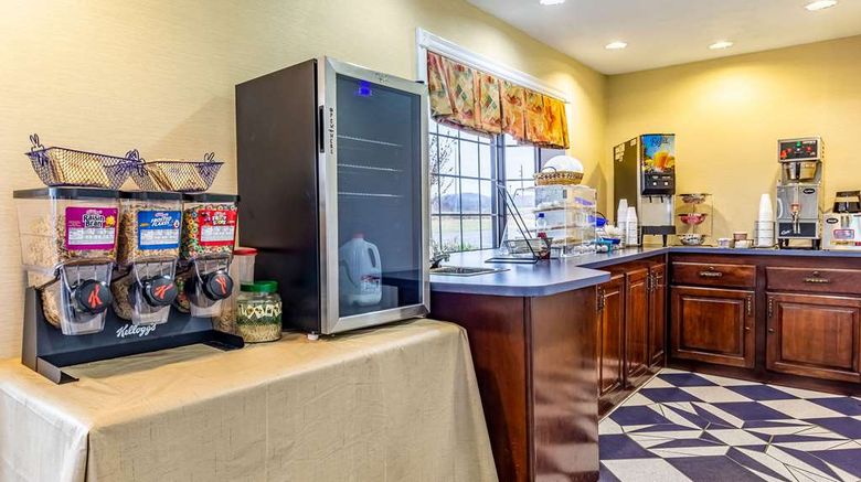 <b>Econo Lodge Restaurant</b>. Images powered by <a href="https://iceportal.shijigroup.com/" title="IcePortal" target="_blank">IcePortal</a>.