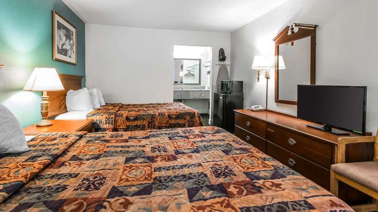 Rodeway Inn Hopkinsville Room