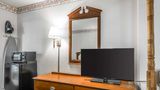<b>Rodeway Inn Hopkinsville Suite</b>. Images powered by <a href="https://iceportal.shijigroup.com/" title="IcePortal" target="_blank">IcePortal</a>.