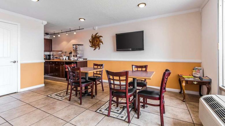 <b>Rodeway Inn Hopkinsville Restaurant</b>. Images powered by <a href="https://iceportal.shijigroup.com/" title="IcePortal" target="_blank">IcePortal</a>.