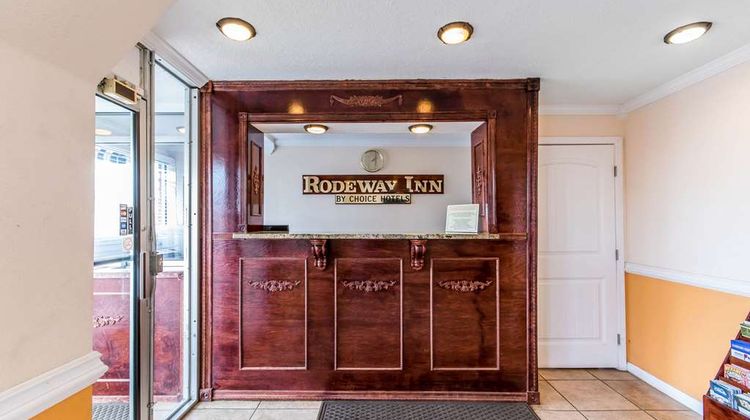 Rodeway Inn Hopkinsville Lobby