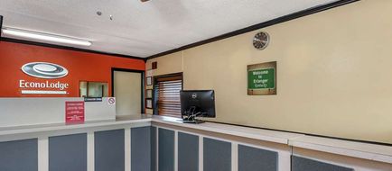 Econo Lodge Erlanger Lobby