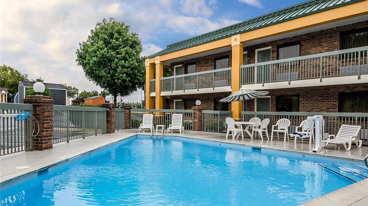 Quality Inn Franklin Pool