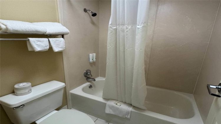 Quality Inn Franklin Room
