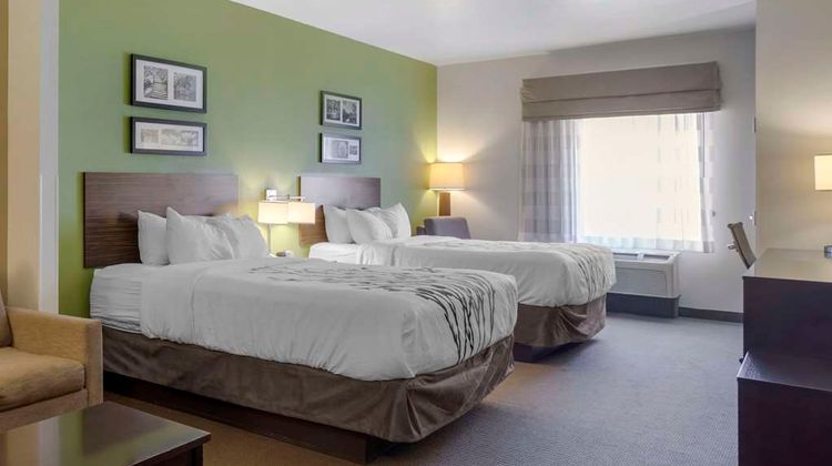 Sleep Inn and Suites Cave City Suite
