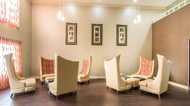 Comfort Suites Richmond Lobby