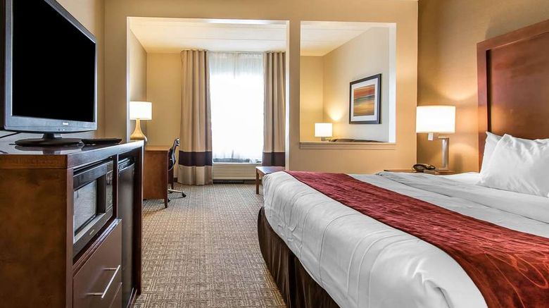 <b>Comfort Suites Richmond Room</b>. Images powered by <a href="https://iceportal.shijigroup.com/" title="IcePortal" target="_blank">IcePortal</a>.