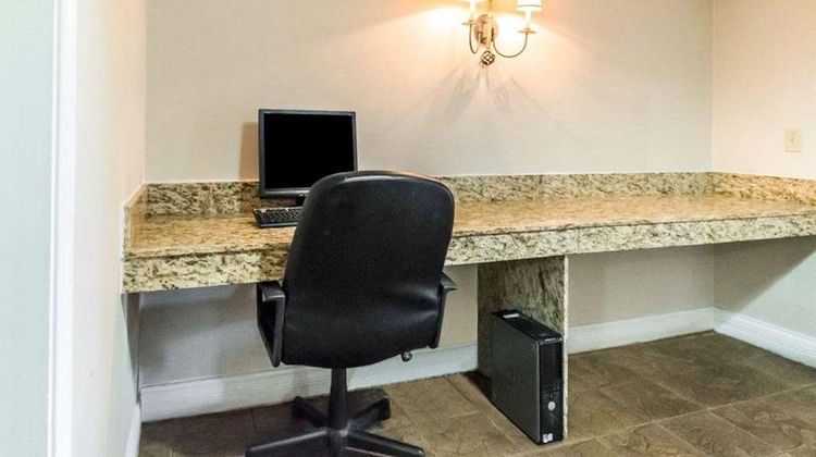 Quality Inn & Suites University/Airport Other