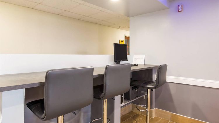 Quality Inn & Suites Other