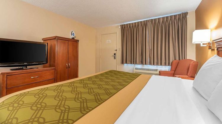 Econo Lodge Louisville Downtown Room