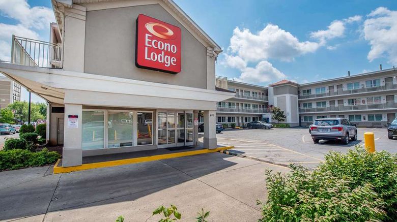 <b>Econo Lodge Louisville Downtown Exterior</b>. Images powered by <a href="https://iceportal.shijigroup.com/" title="IcePortal" target="_blank">IcePortal</a>.