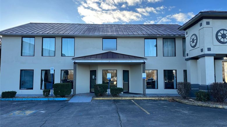 <b>Quality Inn Ashland Exterior</b>. Images powered by <a href="https://iceportal.shijigroup.com/" title="IcePortal" target="_blank">IcePortal</a>.