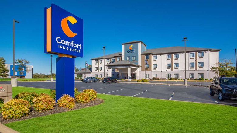 Comfort Inn and Suites Cave City Exterior. Images powered by <a href="https://iceportal.shijigroup.com" target="_blank" rel="noopener">Ice Portal</a>.