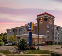 Comfort Suites Elizabethtown Exterior