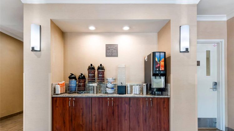 Comfort Suites Elizabethtown Restaurant