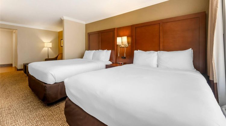 Comfort Suites Elizabethtown Suite