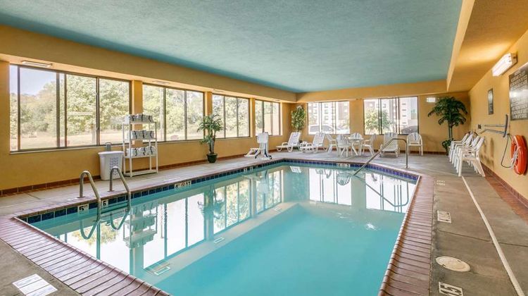 Comfort Suites Pool