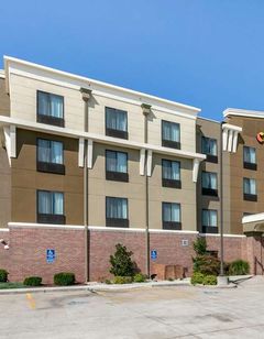 Comfort Suites