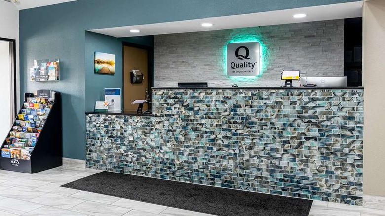 <b>Quality Inn Carrollton Lobby</b>. Images powered by <a href="https://iceportal.shijigroup.com/" title="IcePortal" target="_blank">IcePortal</a>.