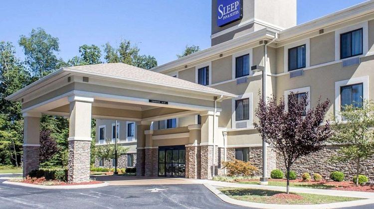 Sleep Inn and Suites Middlesboro Exterior