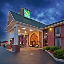 Quality Inn and Suites Somerset Downtown