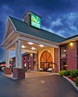 Quality Inn and Suites Somerset Downtown