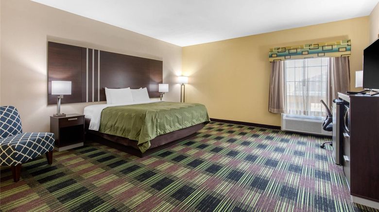 <b>Quality Inn Cadiz Suite</b>. Images powered by <a href="https://iceportal.shijigroup.com/" title="IcePortal" target="_blank">IcePortal</a>.