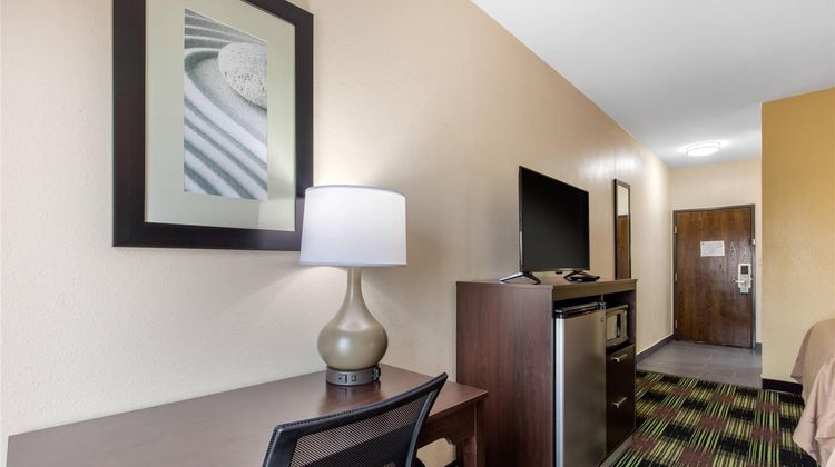 Quality Inn Cadiz Room