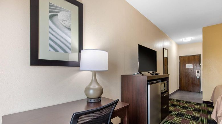<b>Quality Inn Cadiz Room</b>. Images powered by <a href="https://iceportal.shijigroup.com/" title="IcePortal" target="_blank">IcePortal</a>.