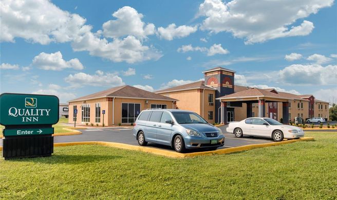 Quality Inn Cadiz Exterior