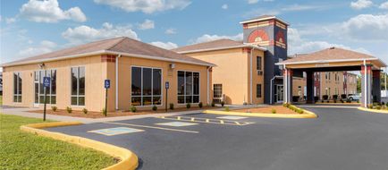 Quality Inn Cadiz Exterior
