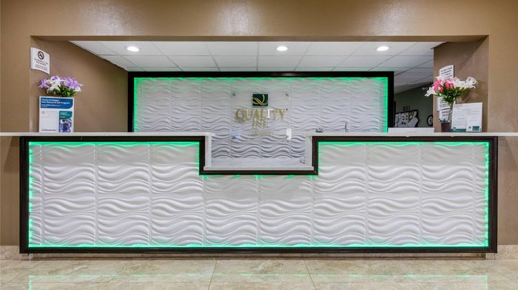 Quality Inn Cadiz Lobby