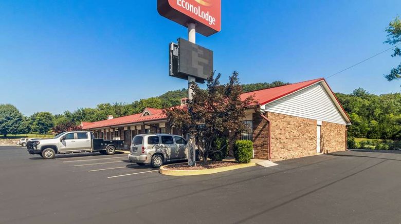 <b>Econo Lodge Russellville Exterior</b>. Images powered by <a href="https://iceportal.shijigroup.com/" title="IcePortal" target="_blank">IcePortal</a>.