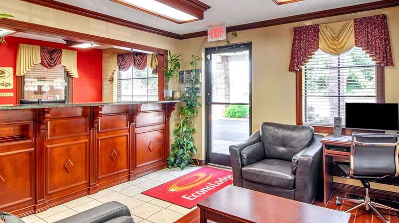 <b>Econo Lodge Russellville Lobby</b>. Images powered by <a href="https://iceportal.shijigroup.com/" title="IcePortal" target="_blank">IcePortal</a>.