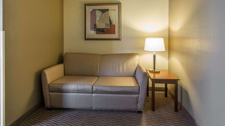Comfort Inn & Suites Suite