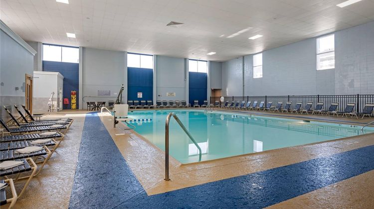 Clarion Hotel Pool