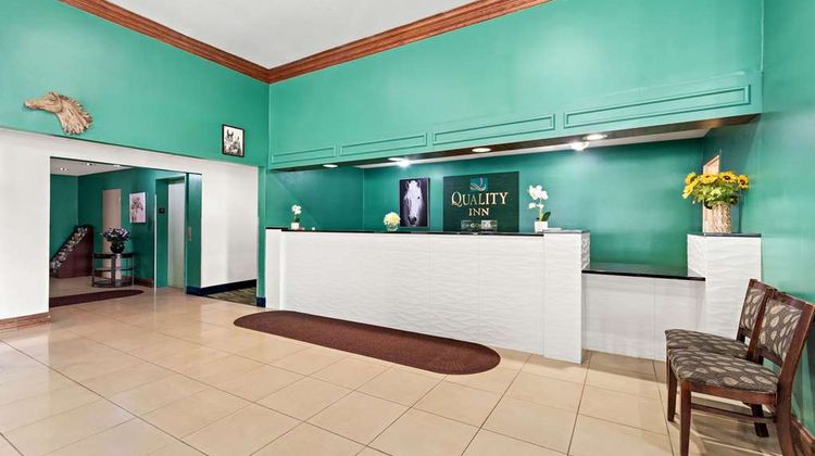Quality Inn Dry Ridge Lobby