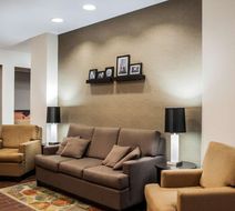 Sleep Inn and Suites Fort Campbell Lobby