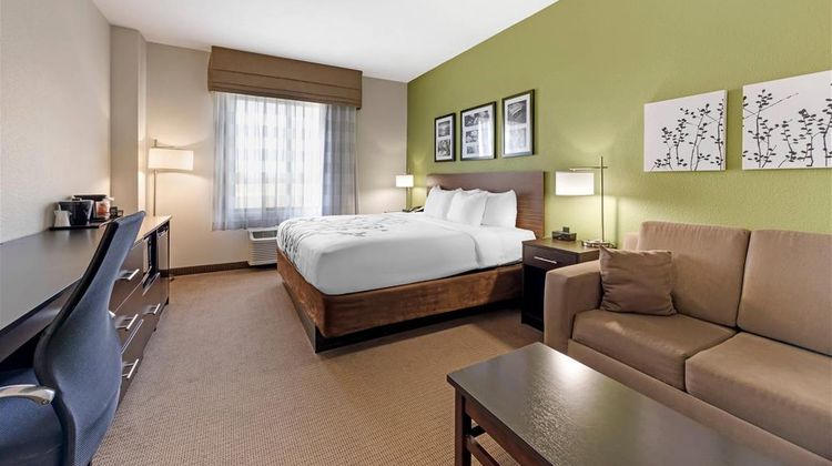 Sleep Inn & Suites Columbia Suite