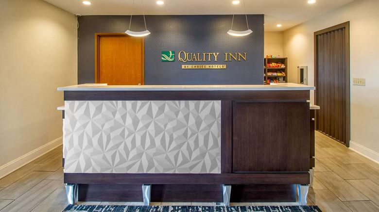 <b>Quality Inn Danville Lobby</b>. Images powered by <a href="https://iceportal.shijigroup.com/" title="IcePortal" target="_blank">IcePortal</a>.