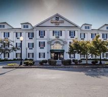Quality Inn Exterior