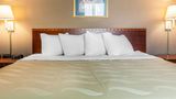 <b>Quality Inn & Suites Suite</b>. Images powered by <a href="https://iceportal.shijigroup.com/" title="IcePortal" target="_blank">IcePortal</a>.