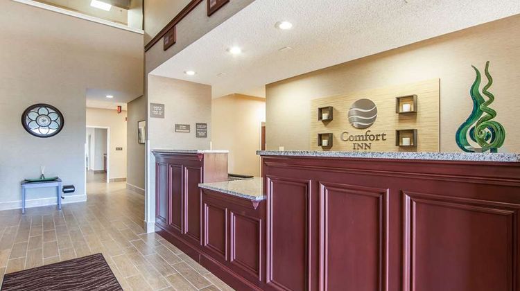 Comfort Inn Lobby