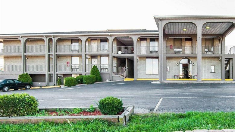 Quality Inn Maysville Exterior. Images powered by <a href="https://iceportal.shijigroup.com" target="_blank" rel="noopener">Ice Portal</a>.