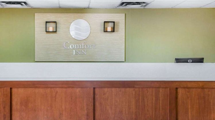 Comfort Inn Winchester Lobby