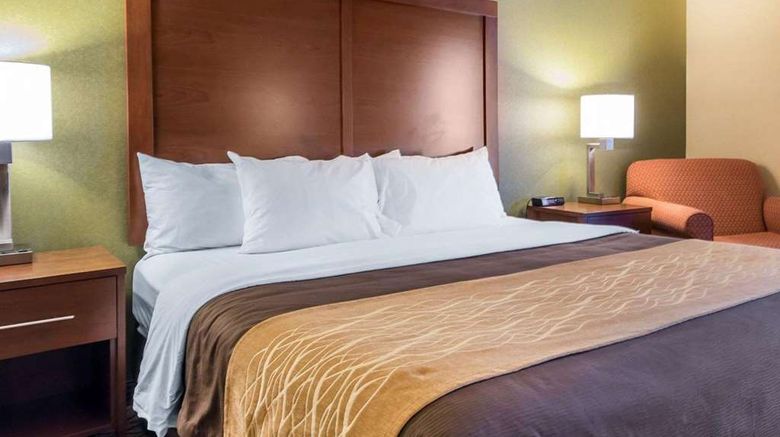 <b>Comfort Inn Winchester Room</b>. Images powered by <a href="https://iceportal.shijigroup.com/" title="IcePortal" target="_blank">IcePortal</a>.