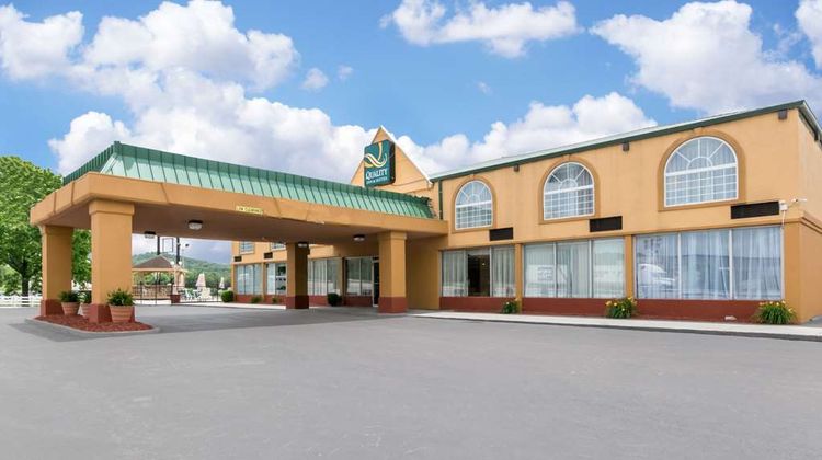 Quality Inn & Suites Horse Cave Exterior